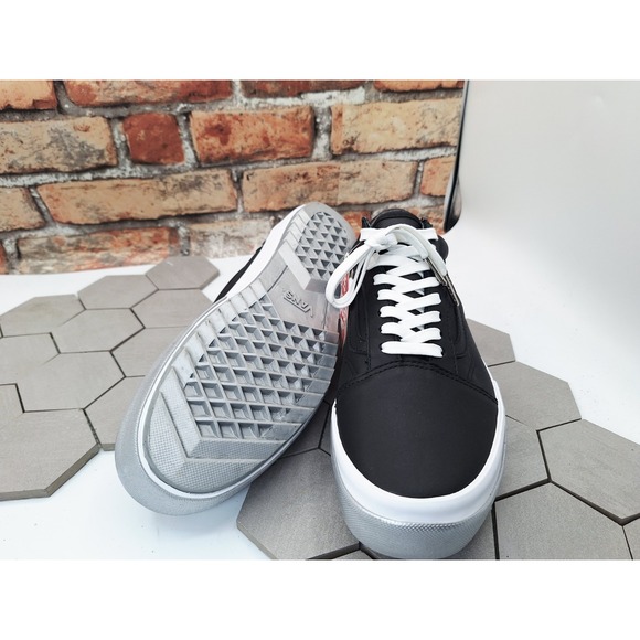 VANS Old Skool Stack Platform Lift Shoes Black Shiny White Platform Women Sz  10 - Picture 5 of 9